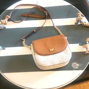 Michael Kors Jet Set Crossbody